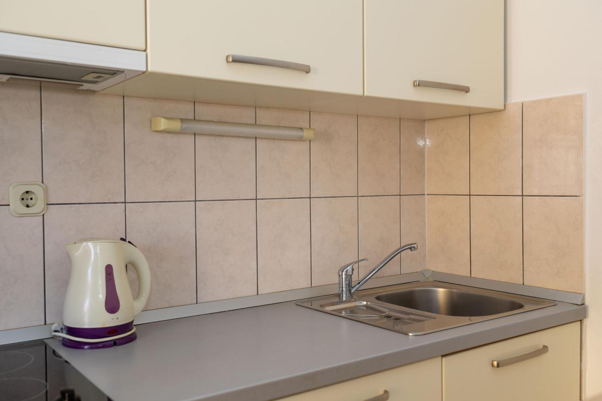 Premium Apartments - Lavica Beach Podstrana Quarto foto