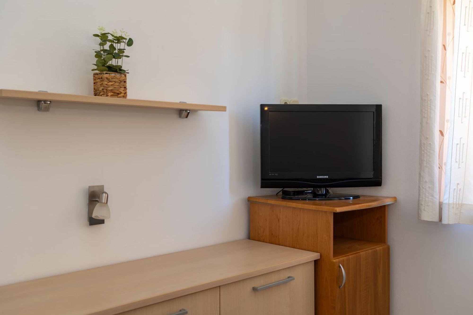 Premium Apartments - Lavica Beach Podstrana Quarto foto