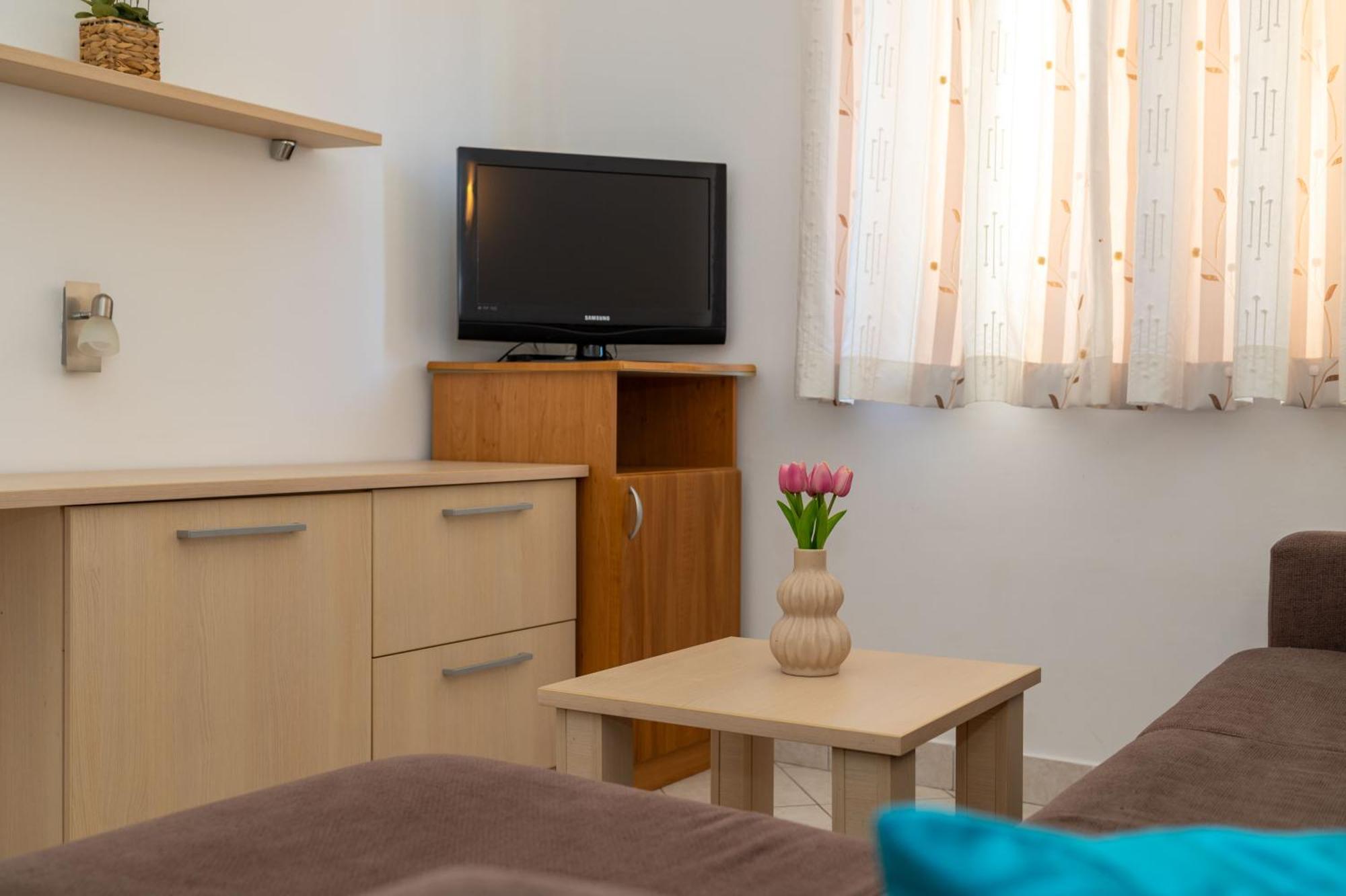 Premium Apartments - Lavica Beach Podstrana Quarto foto